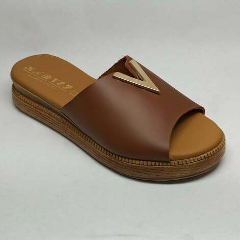 Δερμάτινη χαμηλή παντόφλα 74-04 Καφέ