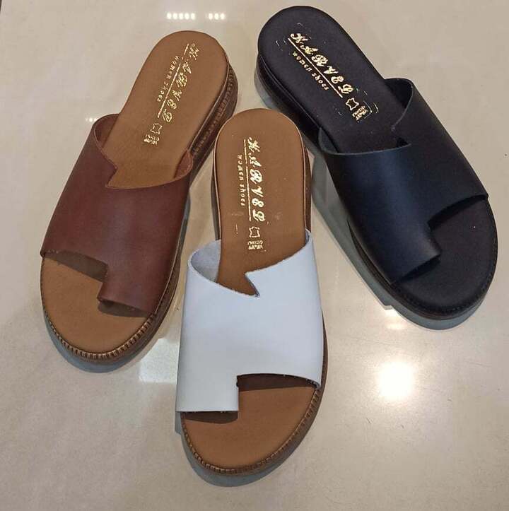 Δερμάτινη χαμηλή πλατφόρμα 41-04